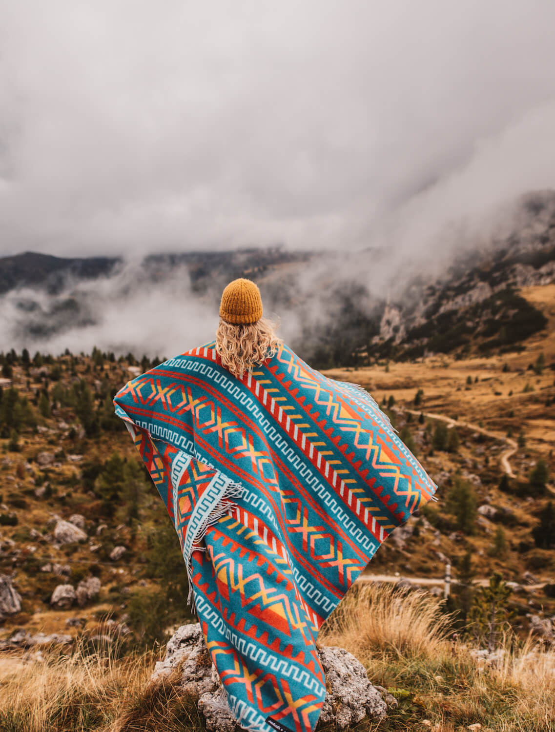 Ridgeline Sierras Throw